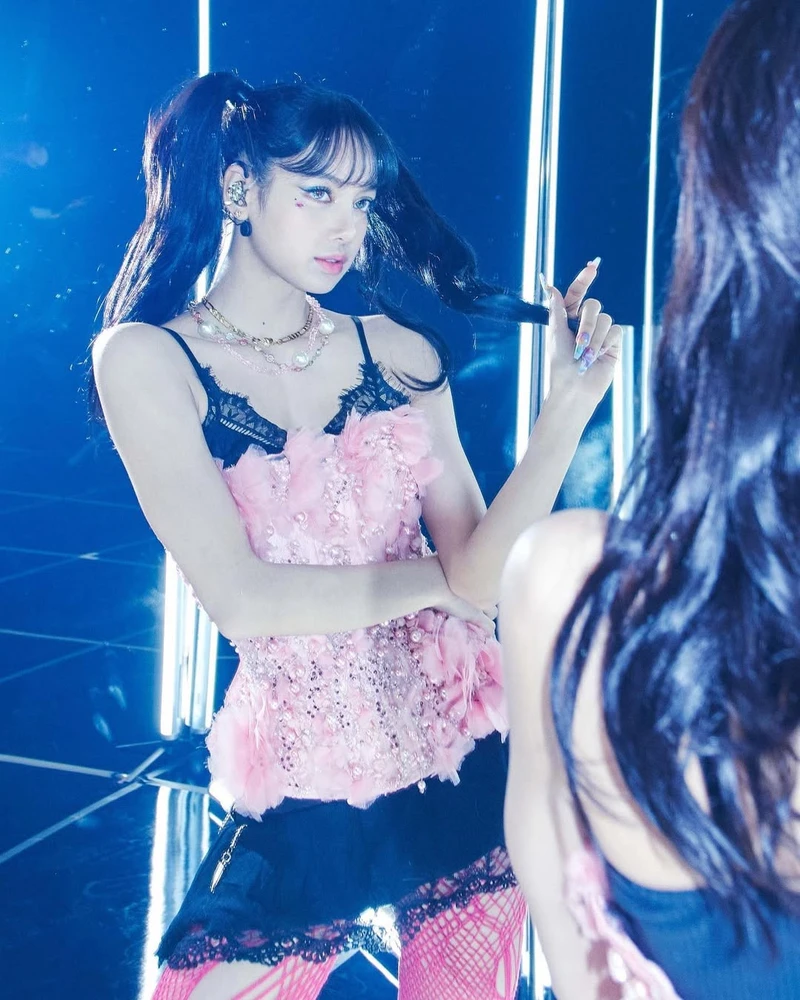 Lalisa Manoban: เสน่ห์อันน่าหลงใหลในทุกชุดของ Lisa Blackpink