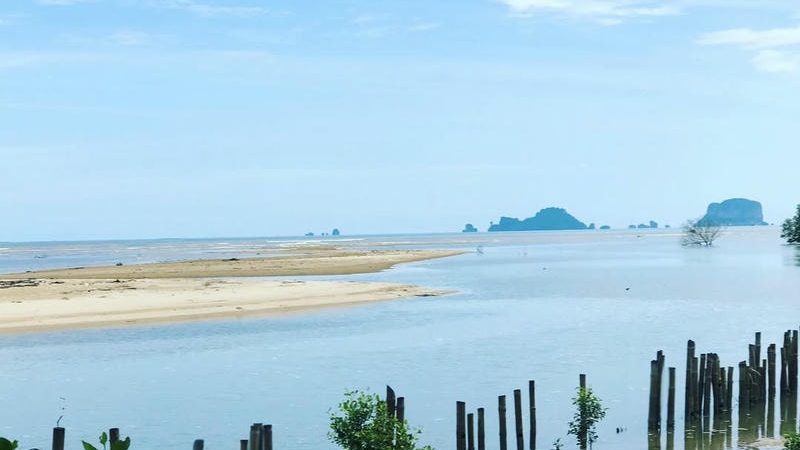 เกาะกลาง (Ko Klang) – ความลับแห่งธรรมชาติที่ยังไม่ถูกเปิดเผย