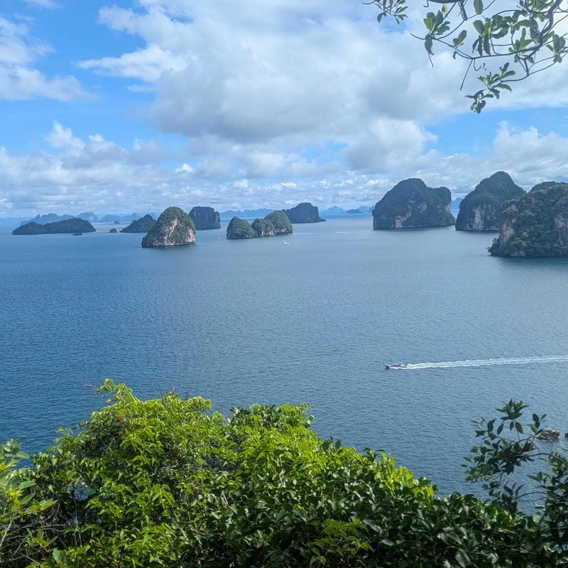 การเดินทางสู่ 'เกาะยาวน้อย'
