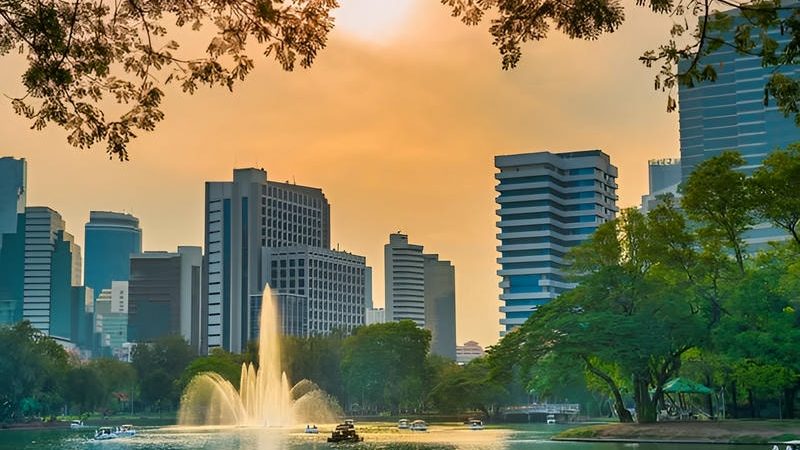 Lumphini Park (สวนลุมพินี) สวนกลางเมืองสำหรับทุกวัย