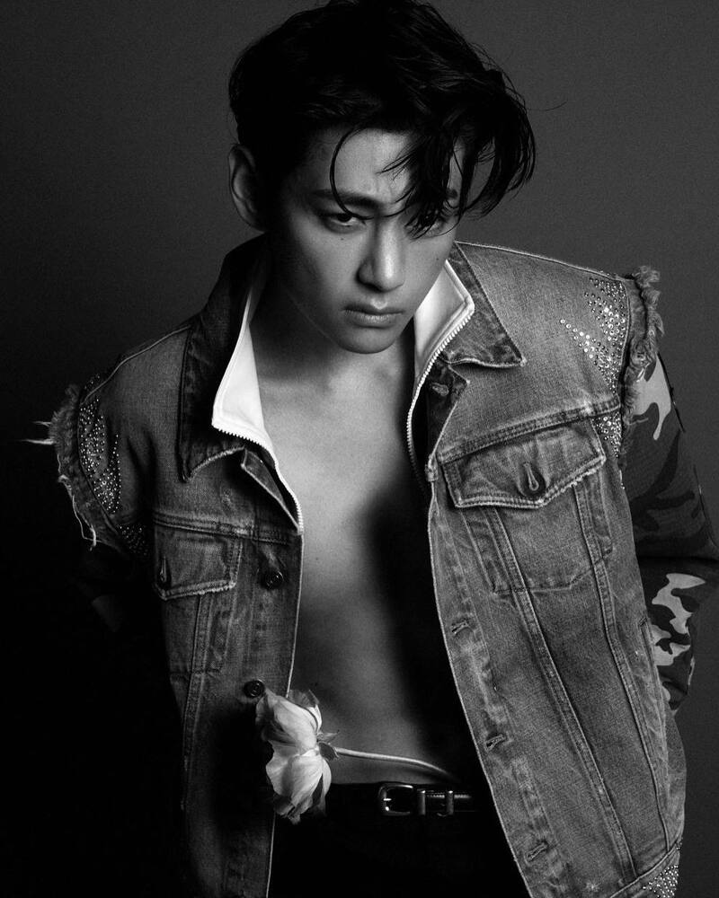 A stunning photo collection of V BTS V showcasing his cool, sexy, edgy, high-fashion, and manwear-inspired style 12