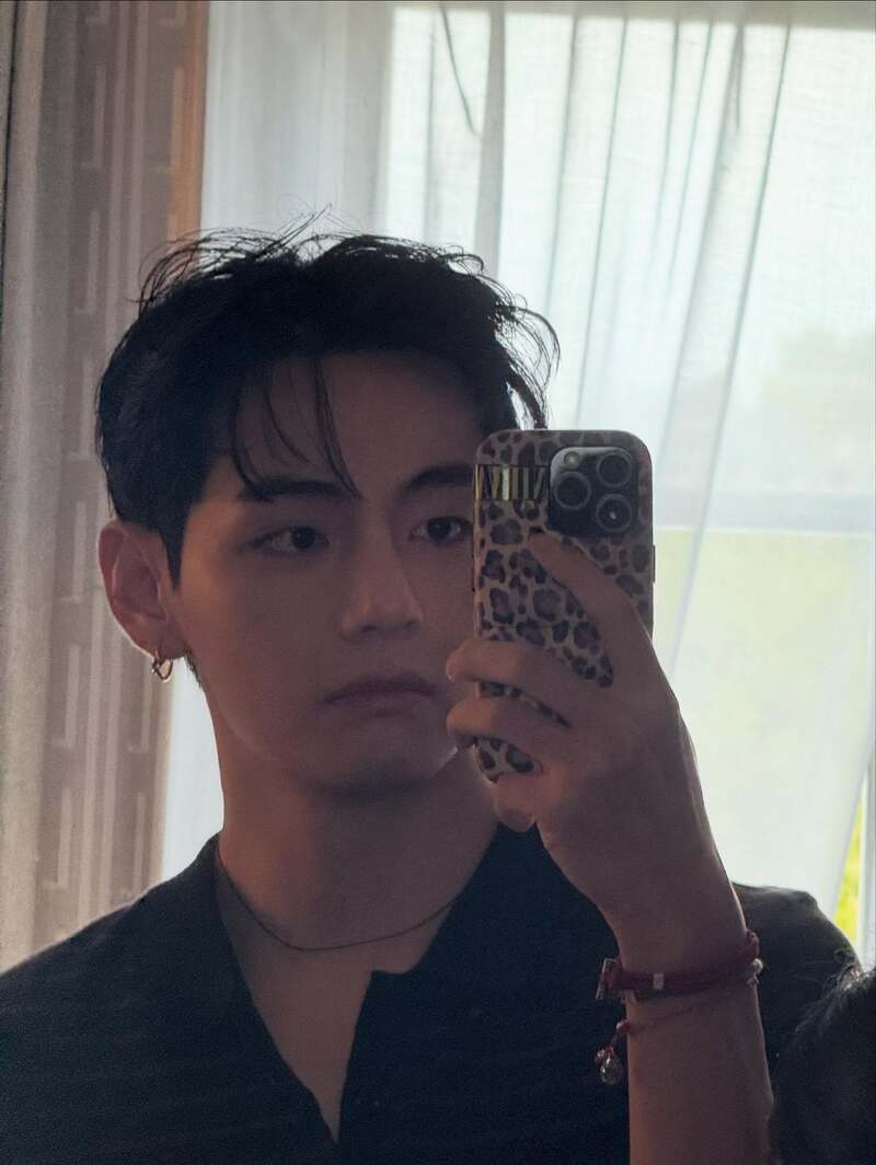 A stunning photo collection of V BTS V showcasing his cool, sexy, edgy, high-fashion, and manwear-inspired style 26