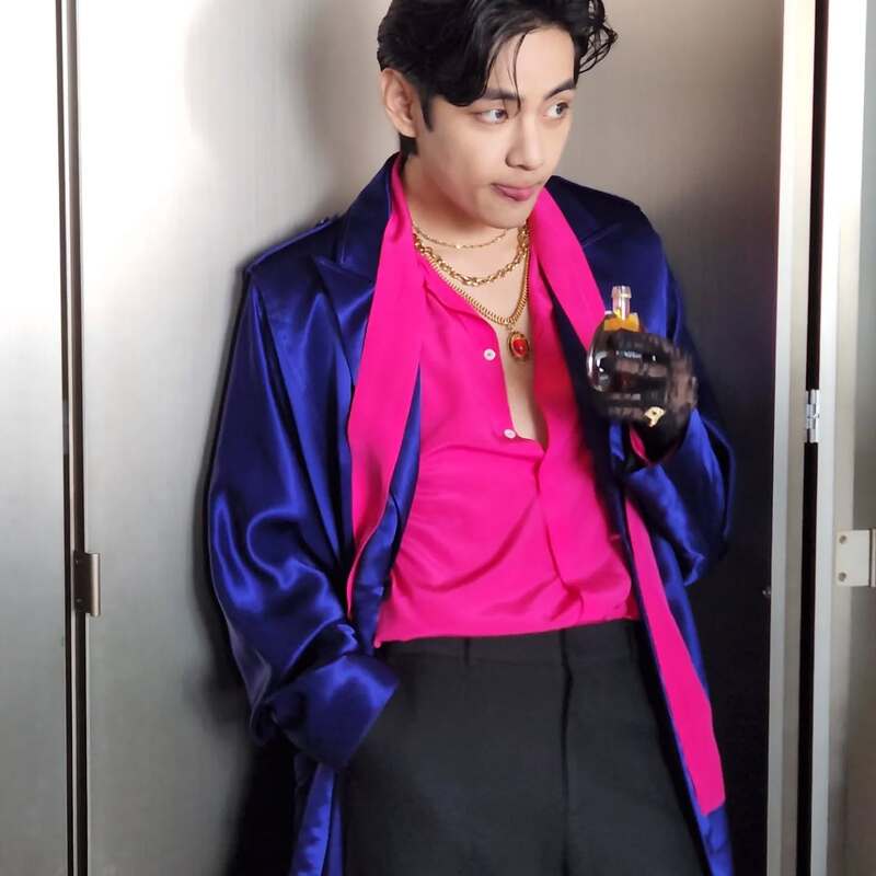 A stunning photo collection of V BTS V showcasing his cool, sexy, edgy, high-fashion, and manwear-inspired style 4