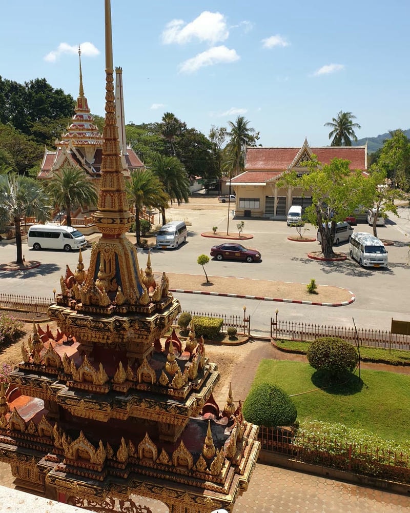 ประสบการณ์ท่องเที่ยวและการสำรวจภายในวัด